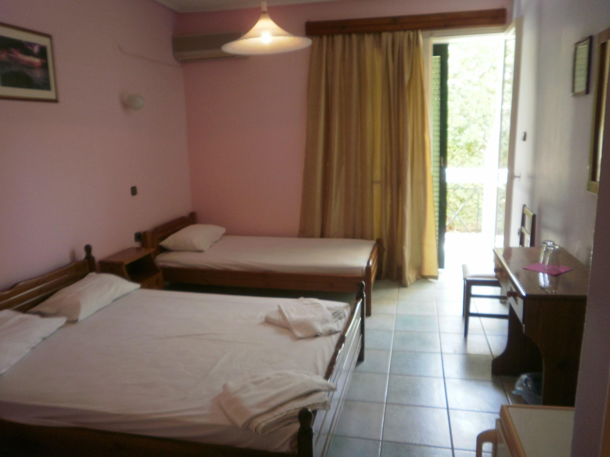 Francisco Beach Hotel Ájosz Andréasz Kültér fotó