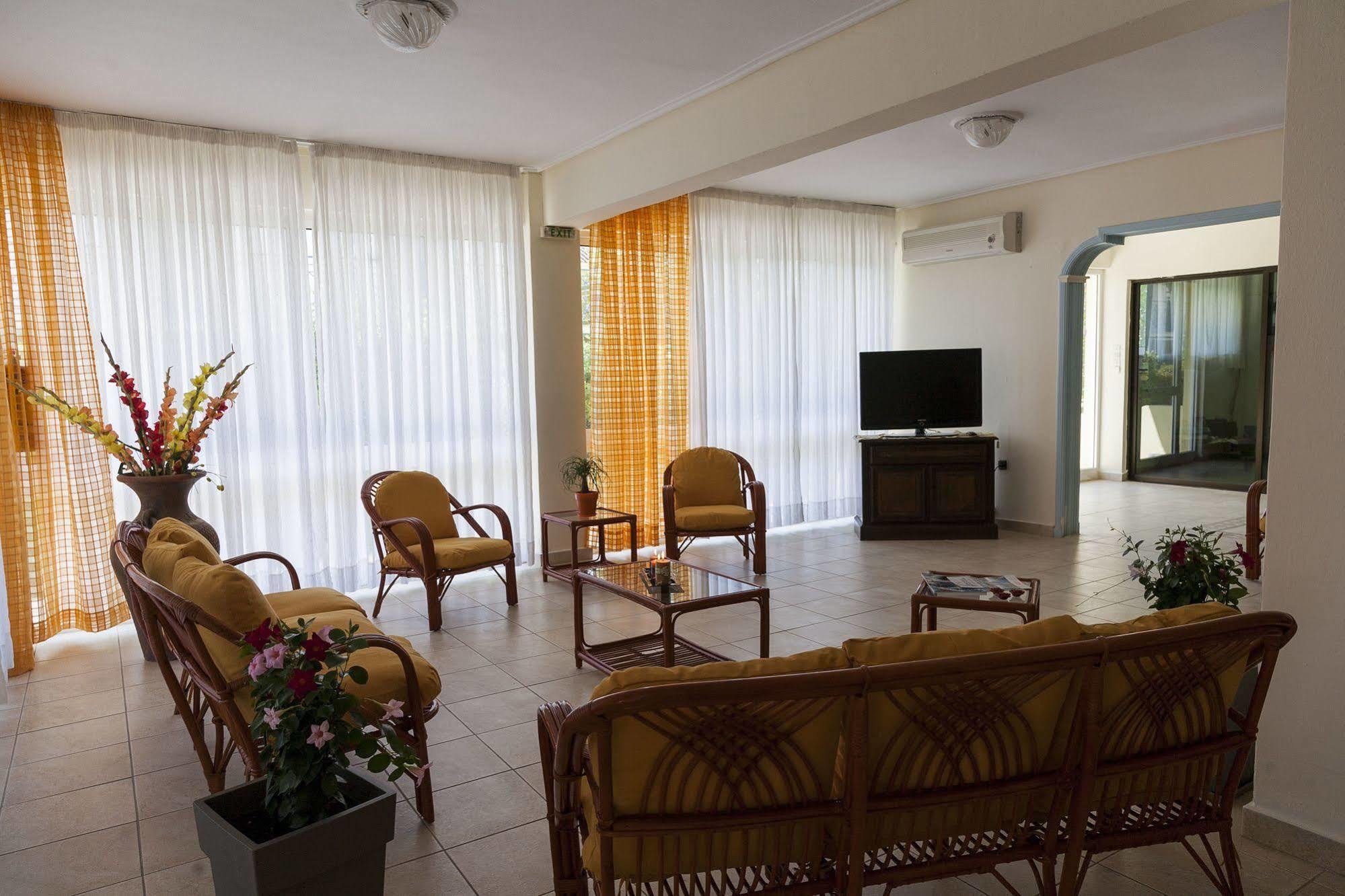 Francisco Beach Hotel Ájosz Andréasz Kültér fotó